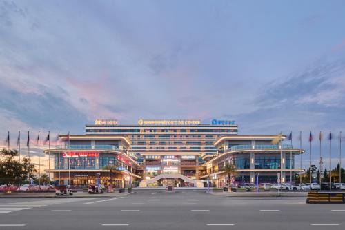 Dangkao Hotel | Experience VM Hotel: Oceanfront Bliss with Top Amenities