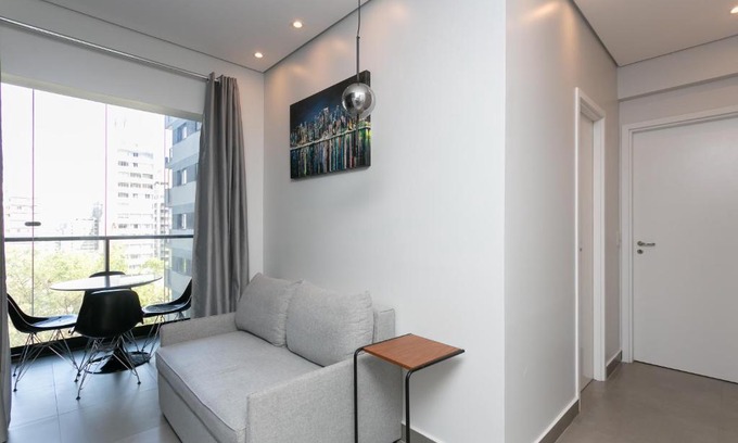 Pinheiros Apartment | Discover VN Capote Valente 712 in Heart of San Paolo