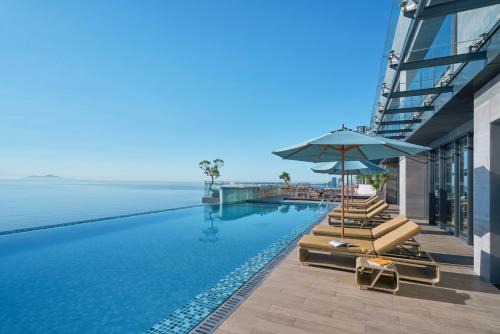 Son Tra Hotel | Experience Unmatched Comfort at voco Ma Belle Danang