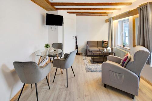 Alsfeld Apartment | Discover Vogelsberger Bett 7: Family-Friendly Retreat