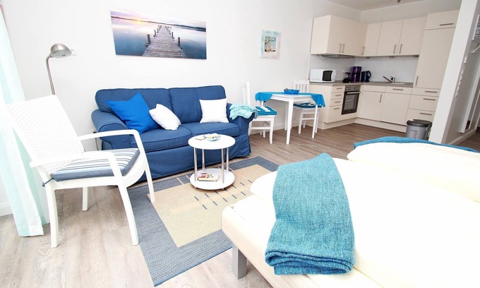 Travemuende Apartment | Cozy Vogteistraße Apartment 214 with Kitchen & Family Amenities