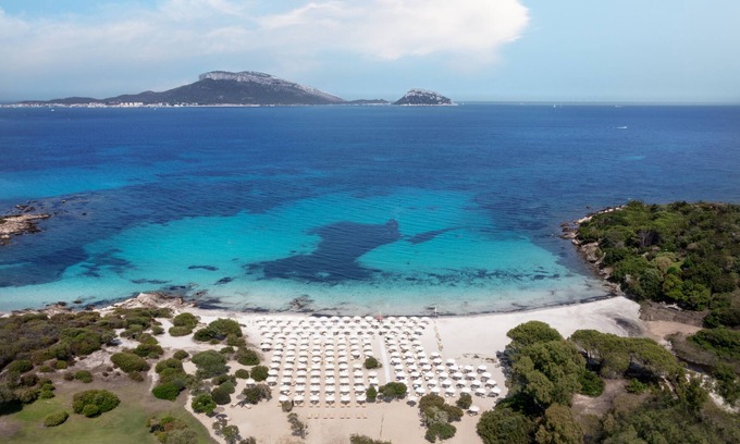 Golfo Aranci Hotel | Experience VOI Colonna Village: Poolside Ocean Views