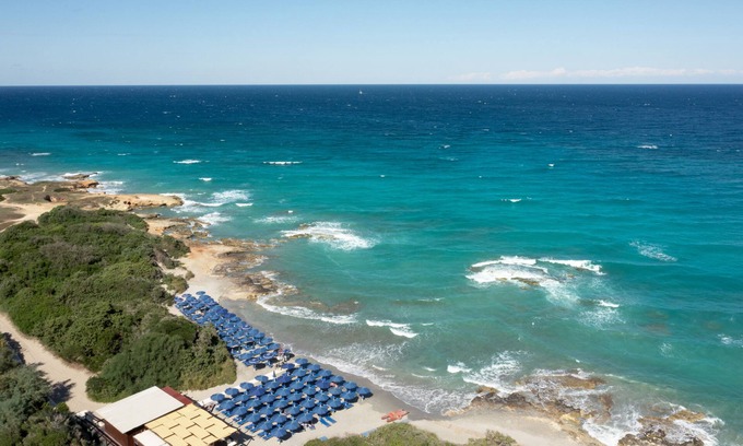 Conca Specchiulla Hotel | VOI Daniela Essentia: Ocean View with Pool & Spa Retreat
