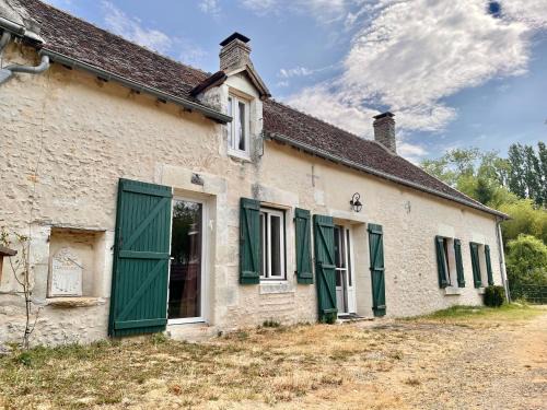 Sainte-Gemme Bed & Breakfast | Relaxing Farm de Rodeo Gites with Pool & Child-Friendly Stay