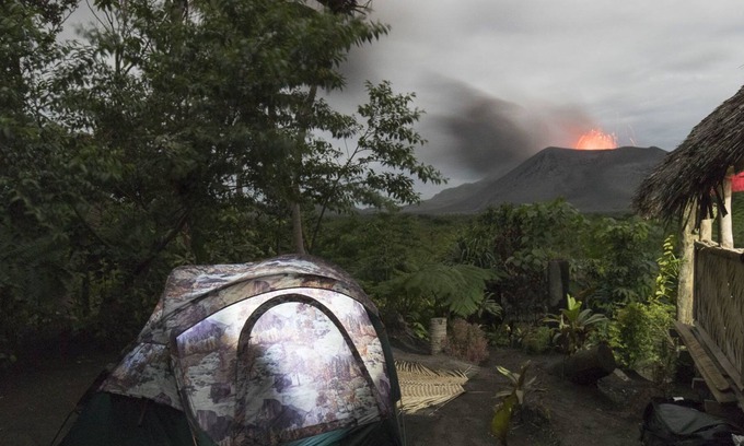 Tanna Island House | Volcano Roaring Front