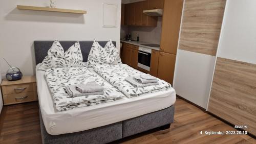Ebersdorf Apartment | Convenient Stay Near Heiltherme Bad Waltersdorf