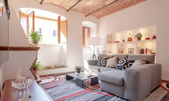 Volterra House | Discover the Beautiful Volterra Countryside House Retreat