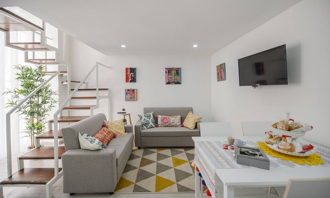 Vomero Apartment | Convenient Hotel Bijou Miranda Near Metro, Dining & Shopping