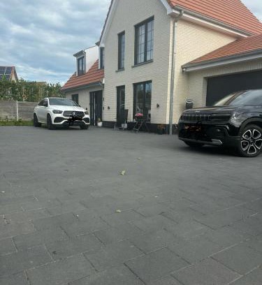 Sluis Bed & Breakfast | Family-Friendly Retreat at Sluis with 8.5/10 Guest Rating