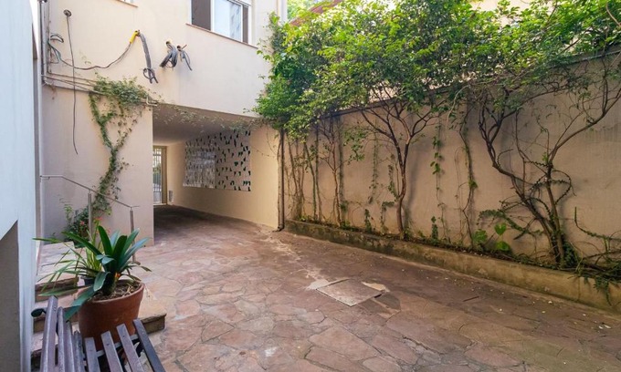 Higienopolis Apartment | Discover Vossa Bossa Higienópolis: Family & Pet Friendly Stay