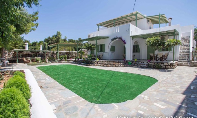 Aliki Apartment | Votana Studios: Pet-Friendly Oceanfront Escape Rated 8.9/10