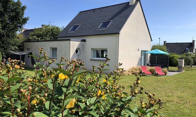 Guisseny House | Your Perfect Vacation Home Just 200 Meters from the Beach