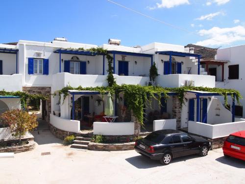 Kionia Apartment | Oceanfront Vrahos Studios: Guest Rated 9/10 for Families