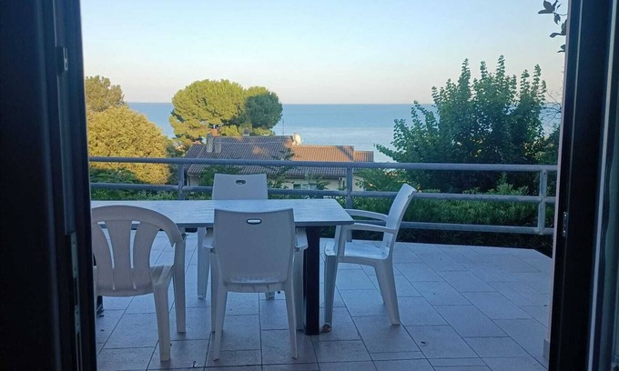 Numana Villa | Family-Friendly Vrbo Property for Your Next Adventure