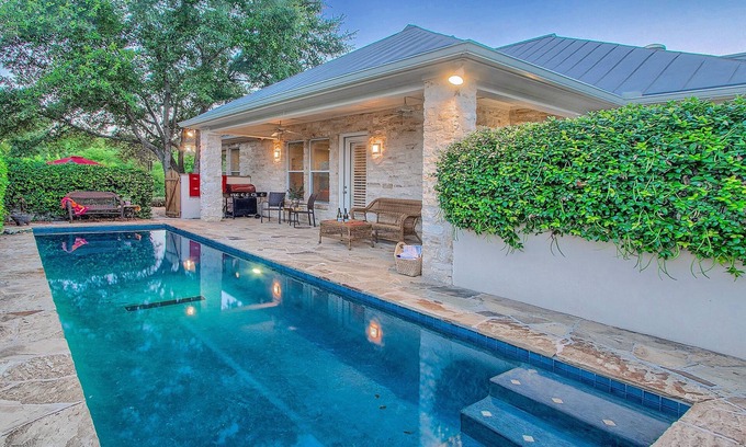 Fredericksburg House | Premier Home with Heated Pool & Top-Rated Guest Reviews