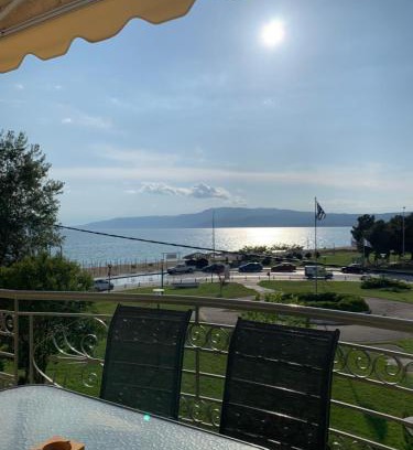 Paralia Ofryniou Apartment | Vryzas Resort: Oceanfront Paradise with 9.6/10 Guest Rating