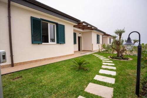 Marina di Ascea Villa | Villa Sole - Oceanfront Getaway with 9.7 Guest Rating