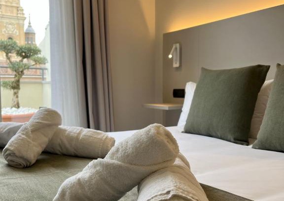 Zaragoza Old Town Hotel | Discover AZ Hotel San Valero: Pet-Friendly & Family Enjoyment