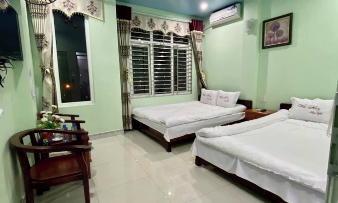 Dong Van Hotel | Budget-Friendly Vu Huy Hostel in Ha Giang with Breakfast