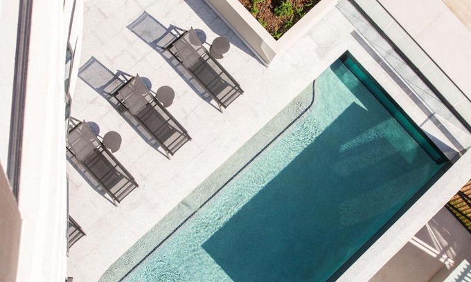 Broadbeach Resort | Ocean View Retreat at Vue Broadbeach with Pool & Hot Tub