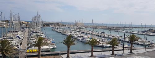 Le Port Apartment | Exceptional Views at MER-PORT-esplanade Oniria Hotel