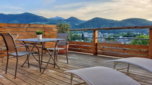 Bagneres-de-Bigorre Ski Chalet | Scenic Views and Jacuzzi Bliss at 4-Star Hotel