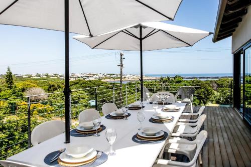 Onrus House | Oceanfront Haven at Vue La Mer - 4 Star, Rated 9/10