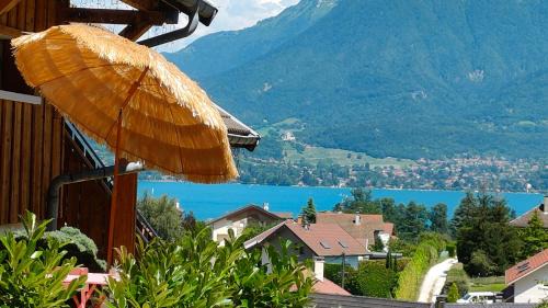 Sevrier Ski Chalet | Oceanfront Escape at Vue Lac Lodges - Rated 9.3/10!