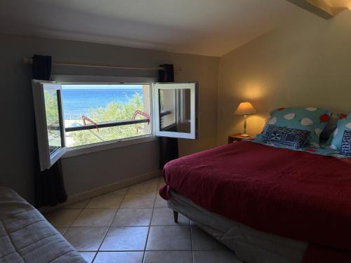 Farinole Apartment | Ocean View Studio for 2-3 Guests - Family Friendly Stay