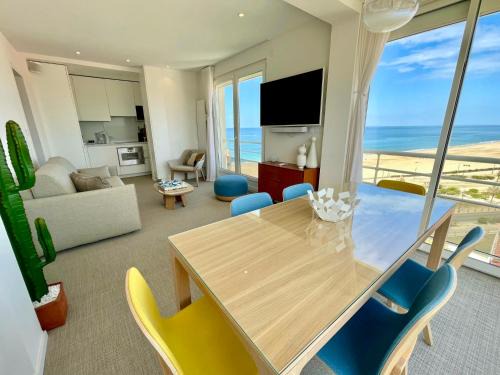 Soorts-Hossegor Apartment | Oceanfront Escape: Breathtaking Views and Premium Amenities
