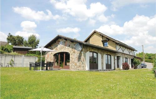Somme-Leuze House | Family-Friendly Stay at Vue Sur La Valle - 4-Star Retreat