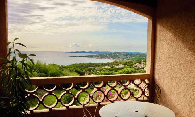 La Nartelle Apartment | Seaside Escape with Pool, Terrace & Pet-Friendly Amenities