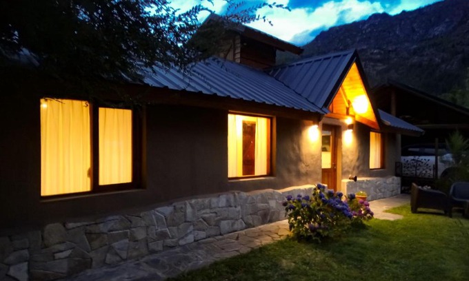 Lago Puelo House | Outstanding Vuelvo al Sur: Family-Friendly Hotel Experience