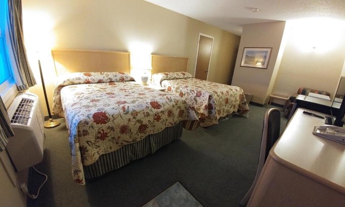 Vulcan Hotel | Pet-Friendly Vulcan Country Inn with Family Amenities