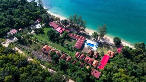 Cua Can Village Resort | Beachfront Bliss at Vung Bau Resort with Family Amenities