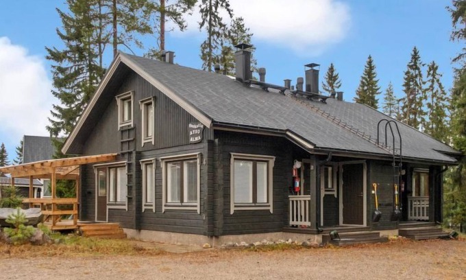Vuokatti House | Experience Vuokatin Atso: Family-Friendly with Spa and Breakfast