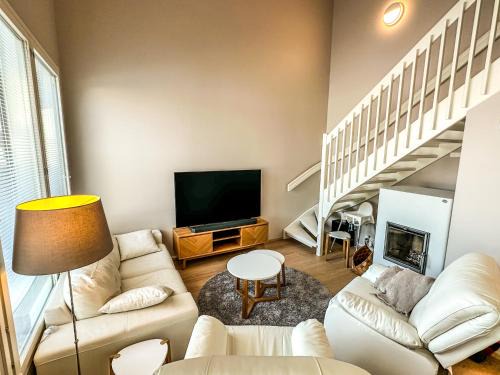 Vuokatti Apartment | Experience Vuokatin Kultaranta: Child-Friendly 4-Star Retreat