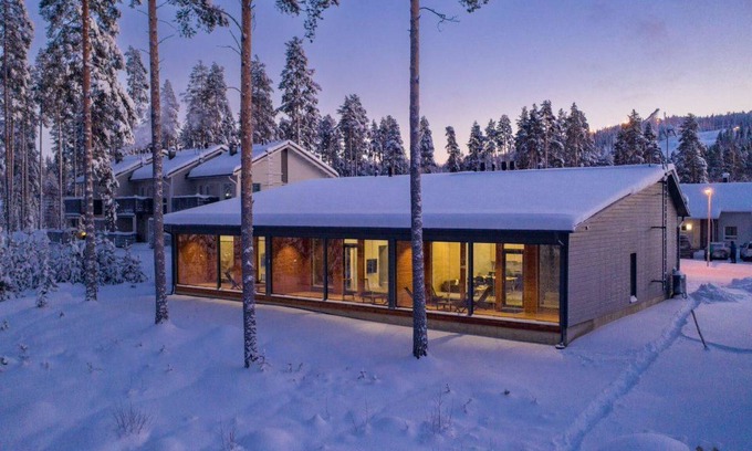 Vuokatti House | Experience Vuokatin Loiste: Lake View Retreat with Spa