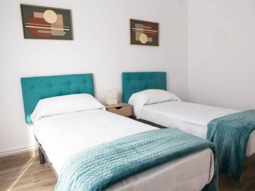 Avila House | VUT Adarve: Child-Friendly Stay with 9.4/10 Guest Rating