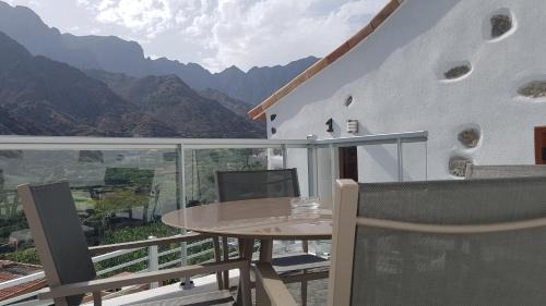 Hermigua Apartment | Oceanfront Casa Bibiana: Family-Friendly Retreat with Pool