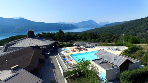 Chorges Resort | Serre-Ponçon Retreat: Family-Friendly Stay with Spa & Pool