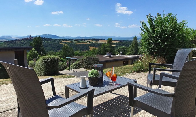 Parent Hotel | Family-Friendly VVF Montpeyroux in Beautiful Auvergne