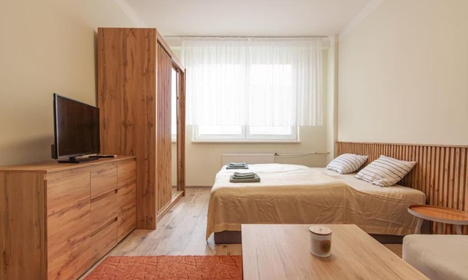 Old Town Apartment | Top-Rated Vysoká Apartman with Family & Pet-Friendly Amenities