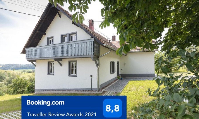 Weilheim House | Discover WÄLDER: Quartier Bierbronnen with Pool & Pet-Friendly Perks