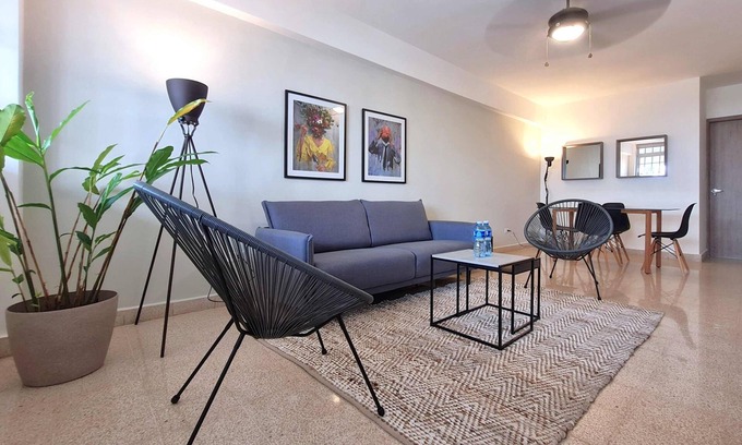 Campo Alegre Apartment | Modern 2BR in La Cresta: Top Rated & Family Friendly