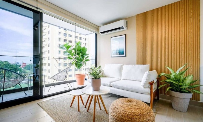 Northern Province Apartment | Top-Rated 1BR Oceanfront Retreat in San Francisco
