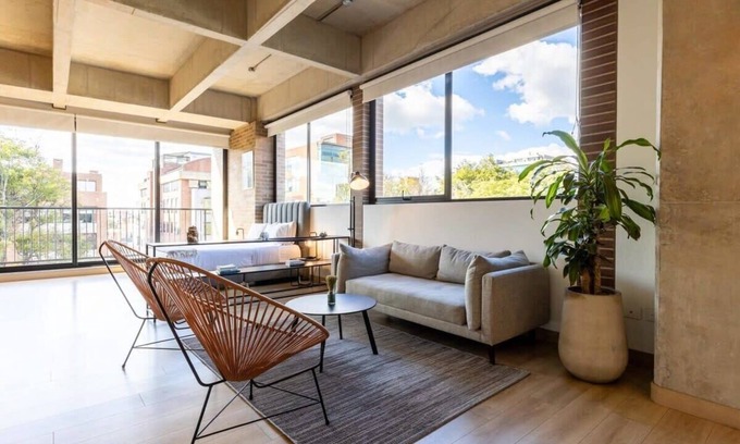 Chico Reservado Apartment | Unique Loft Experience in Parque 93 with Family-Friendly Amenities