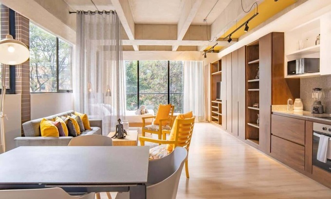 Chico Reservado Apartment | w* | Vibrant Loft in Parque 93