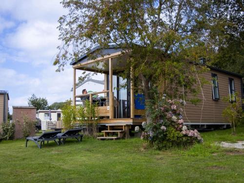 Westerland Ski Chalet | Wadden Lodge Living: Oceanfront Retreat for Families & Pets