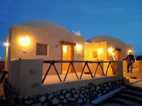 Siwa House | Discover WAFLA: Oceanfront Getaway with Pet-Friendly Amenities